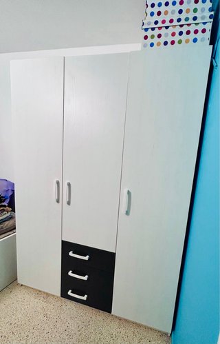 Armario juvenil 150cm No es del Ikea