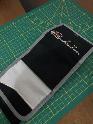 Cartera Quiksilver Negra y Gris