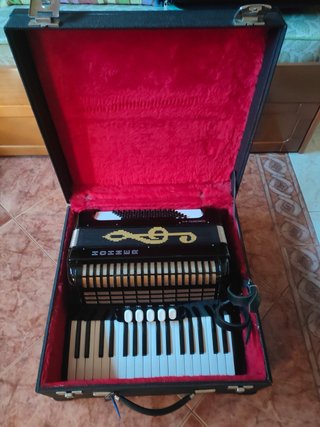 Acordeón Hohner Concerto III N 34/72