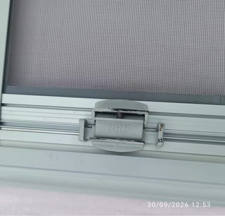 Ventana camper oscurecedor mosquitera