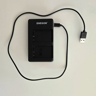 Caricabatterie doppio ENEGON per Canon LP-E17