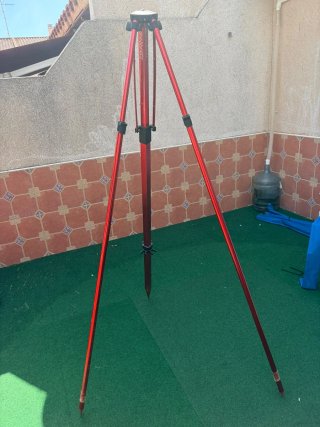Trípode Daiwa para Pesca