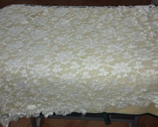 Mantilla de encaje blanco