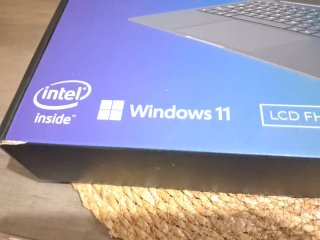 Netbook Prixton Pro 4/128 GB 15,6 Intel Windows 11
