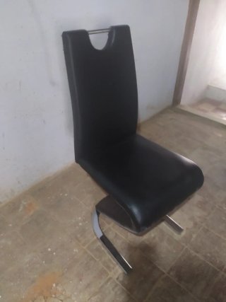 Sillas Negras