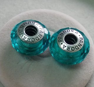 Charm Pandora Cristal de Murano Turquesa