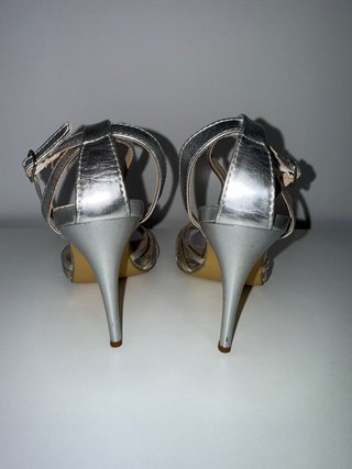 Sandalias Nello Rossi Plateadas Talla 38