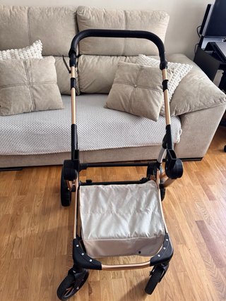 Carrito de bebé casi nuevo
