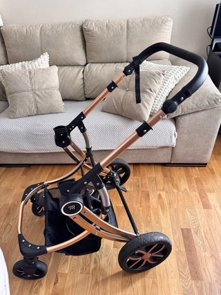 Carrito de bebé casi nuevo