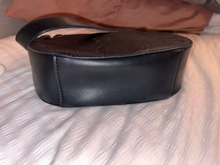 Bolso Guess negro