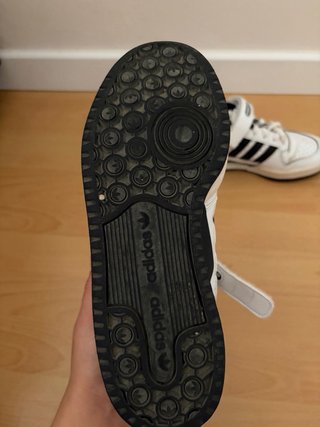 Adidas Forum Low Blancas y Negras