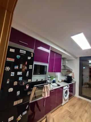 8 Puertas y 4 Cajones de Cocina