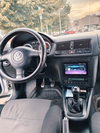 Volkswagen Golf 2002
