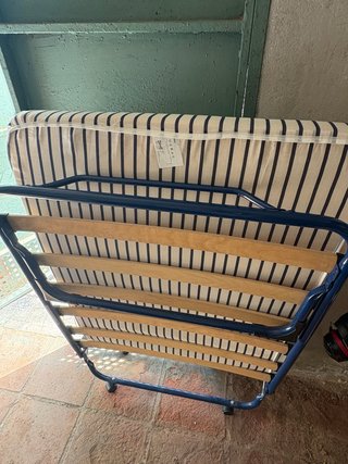 Cama Plegable Ikea Azul y Madera
