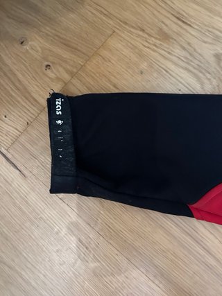 Chaqueta niño roja talla 14