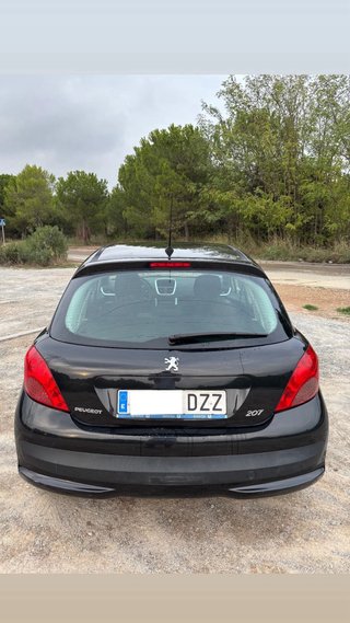 Peugeot 207 2006