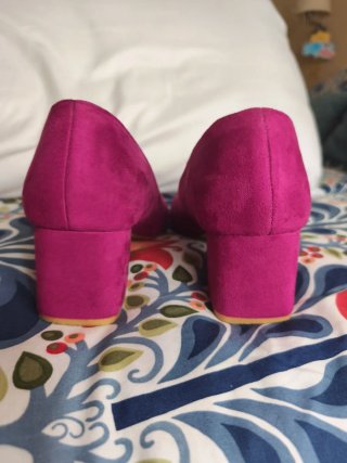 Zapatos de salón fucsia  Talla 39
