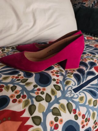 Zapatos de salón fucsia  Talla 39