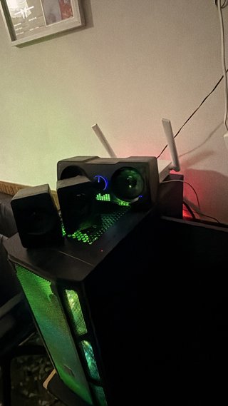 PC Gaming Completo, teclado, pantalla, extras. Etc