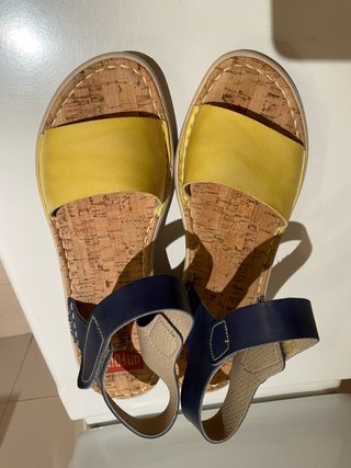 Sandalias de Piel Unisa