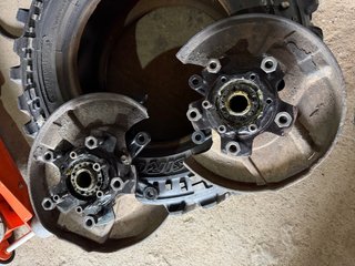 Manguetas y bujes delanteros Suzuki Vitara