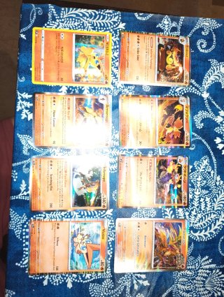 61 Cartas Pokémon Holográficas Varios Idiomas