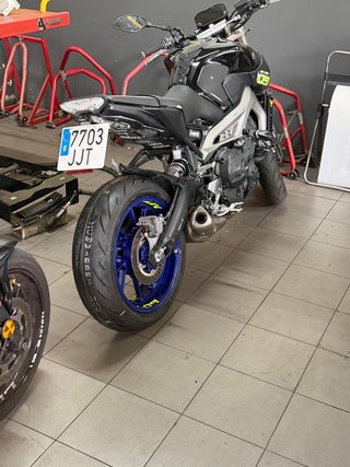 Yamaha MT-09 Naked Negra/Gris