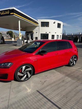 VW Golf GTi Performance