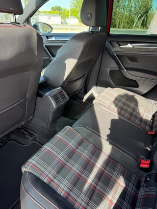 VW Golf GTi Performance