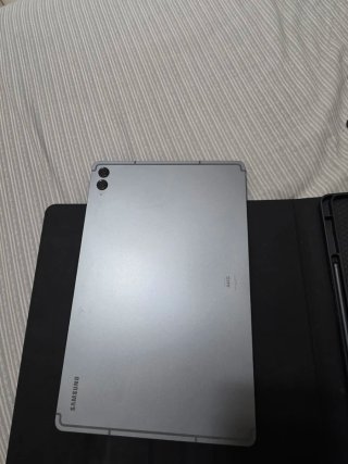 Samsung Galaxy Tab S9 FE+ Gris
