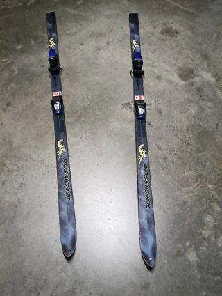 Esquís Rossignol con Fijaciones