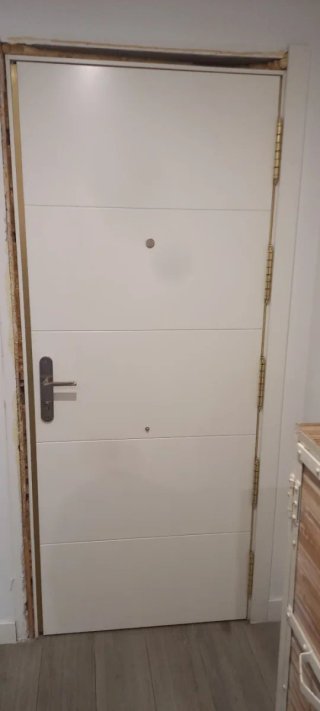 Puerta Blindada de Madera