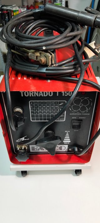 Soldadora Eléctrica Tornado T-150