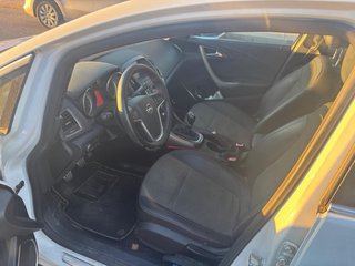 Opel Astra 2011