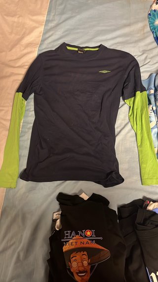 Camiseta con Mangas