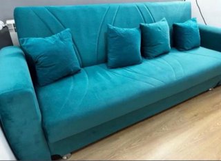 Sofá Cama 3 Plazas con Almacenamiento.