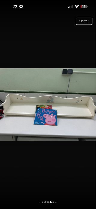Conjunto mesa + 2 sillas infantiles + estantería