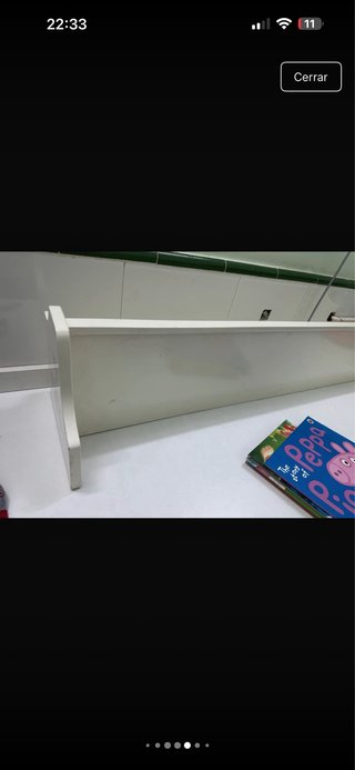 Conjunto mesa + 2 sillas infantiles + estantería