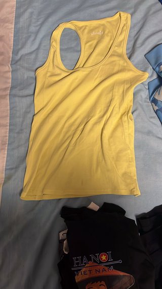 Camiseta de tirantes amarilla Pimkie