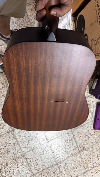 Guitarra Acústica Fender FA125 GOLPE TRASERO