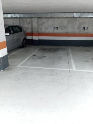 Alquilo plaza Garaje , Salgueiriños