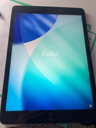 iPad 9ª generación 256 GB Gris – Funda negra