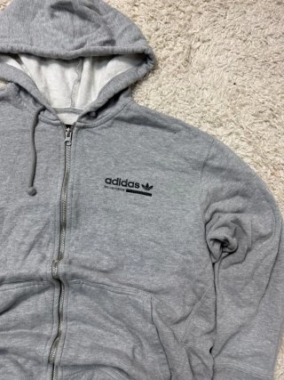 Talla L Chaqueta Adidas Gris