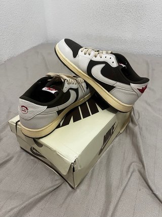 Jordan 1 Low x Travis Scott Marrón/Blanco