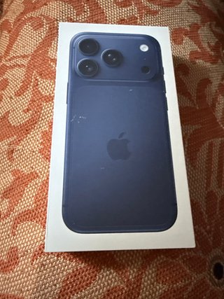 Caja iPhone 17 Pro