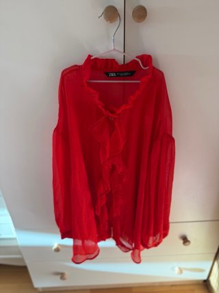 Blusa Roja Zara