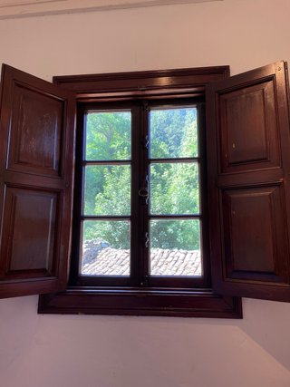 Ventanas Antiguas de Castaño