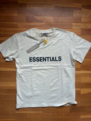 Camiseta Essentials Beige