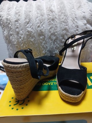Sandalias de cuña negras Talla 36