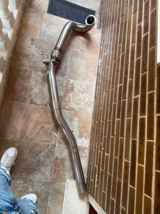 NUEVA. Downpipe Scorpion para S3 8V / Golf 7.5 R